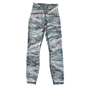 Lululemon Yoga Pants Size 4 Train Times Pant 25"‎ - Springscape Multi / Obsidian